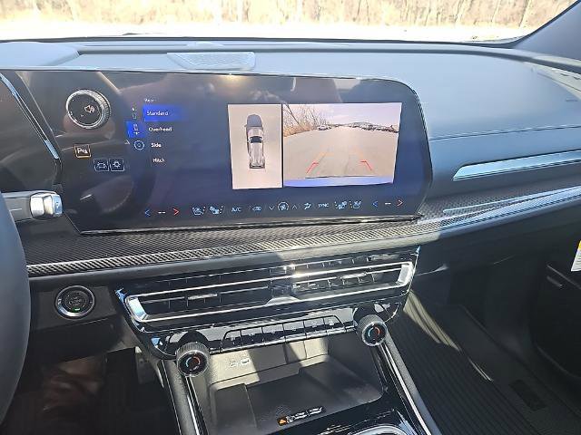 New 2026 Chevrolet Traverse High Country image 15