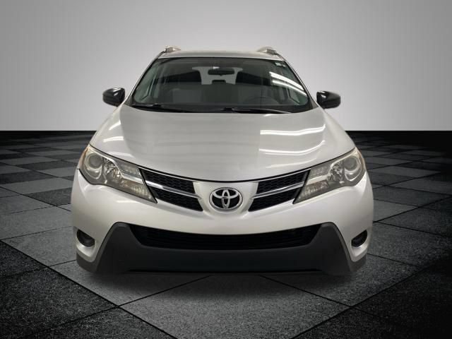 Used 2013 Toyota RAV4 LE AWD/4WD image 2
