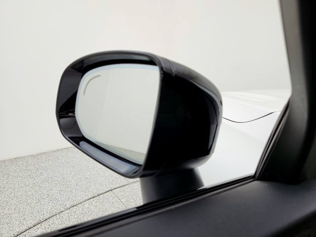 Certified 2026 Volvo XC60 B5 Ultra AWD/4WD image 19