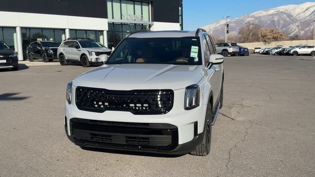 Used 2025 Kia Telluride EX X-Line AWD/4WD image 2