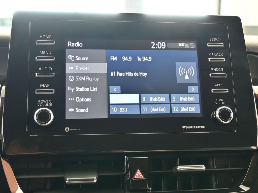 Used 2022 Toyota Camry SE image 22