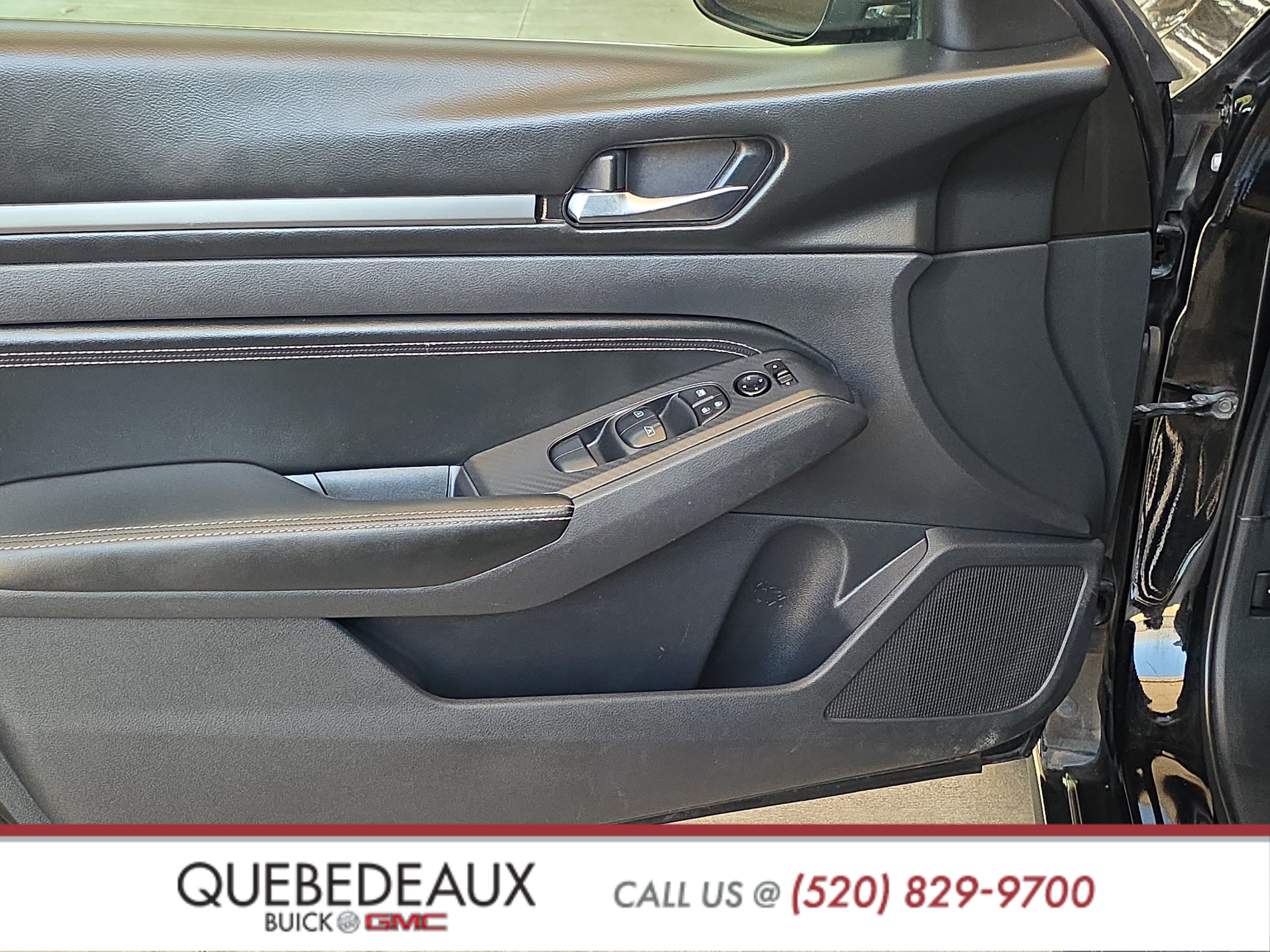 Used 2019 Nissan Altima 2.5 SV FWD image 9
