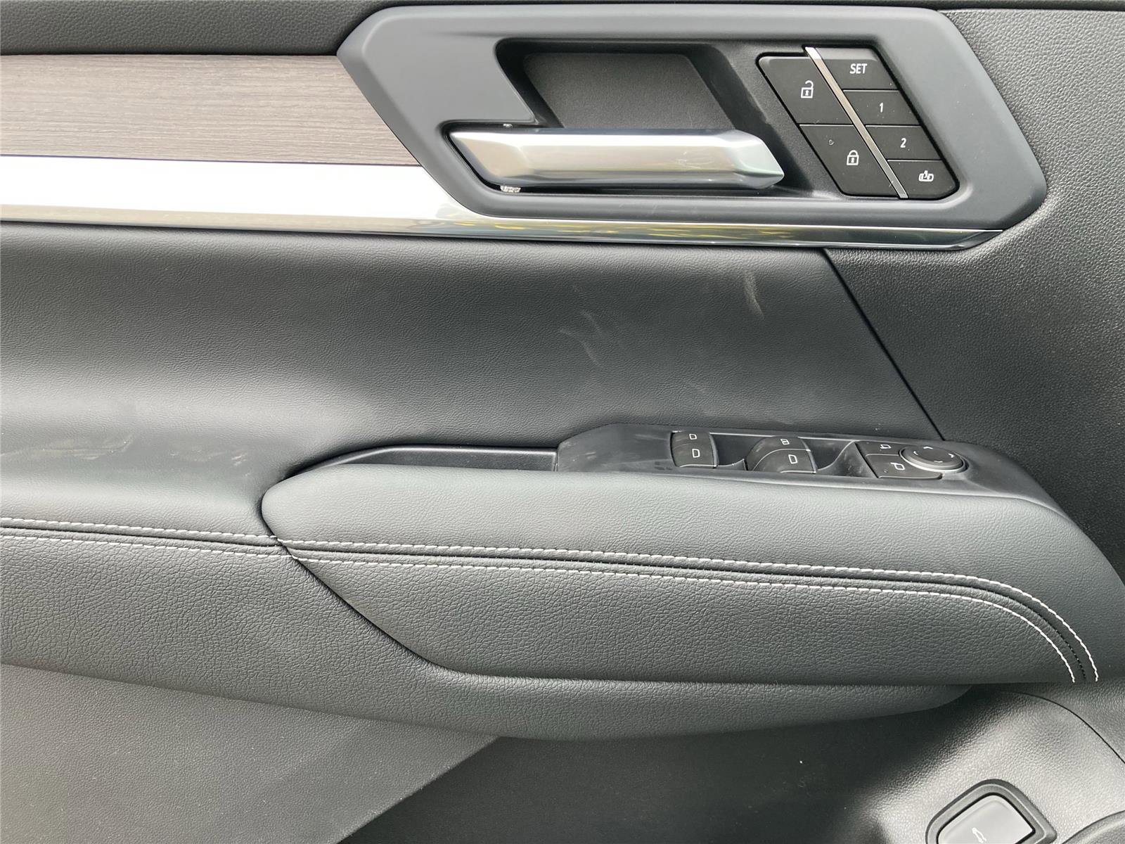 New 2026 GMC Terrain Denali w/ LPO, Floor Liner Package image 20