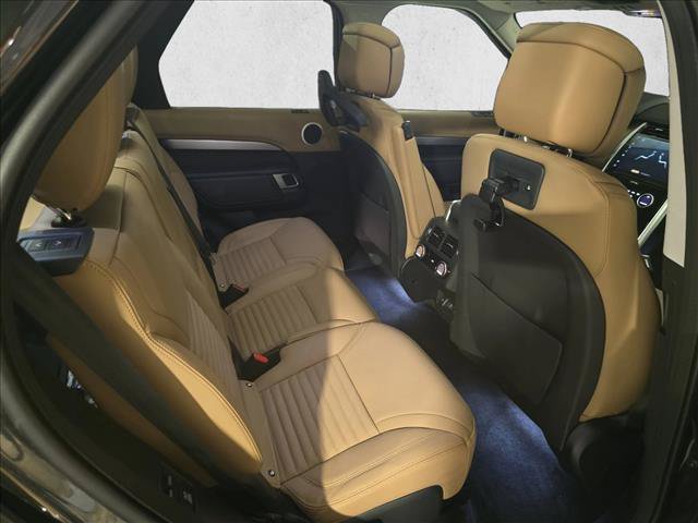 New 2026 Land Rover Discovery Limited Edition AWD/4WD image 11