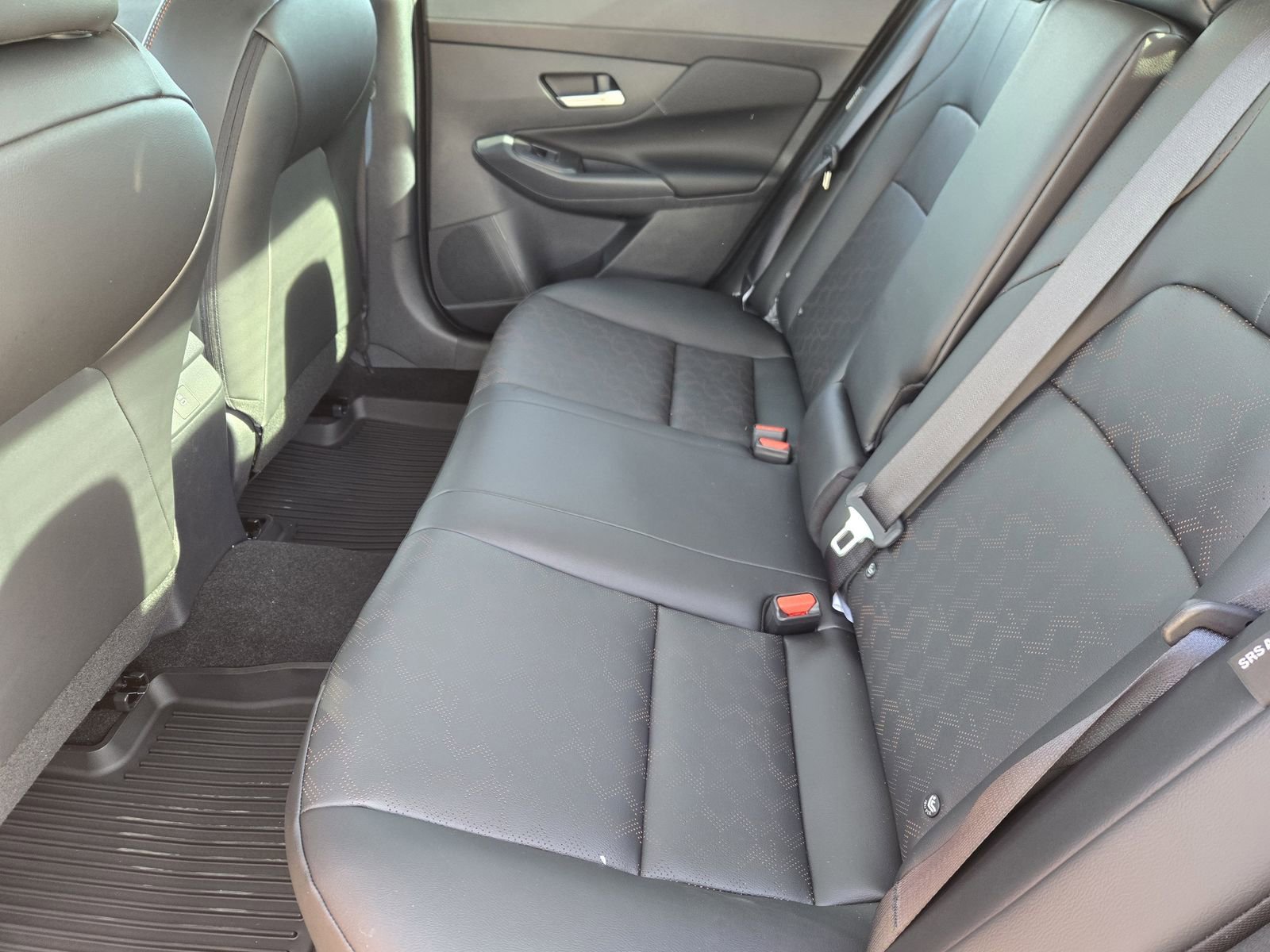 New 2026 Nissan Sentra SR FWD image 27