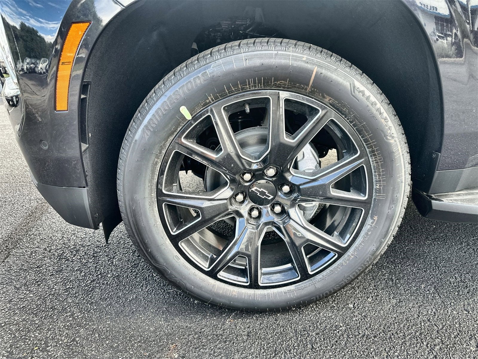 New 2026 Chevrolet Suburban Premier w/ Sun And Tow Package image 27