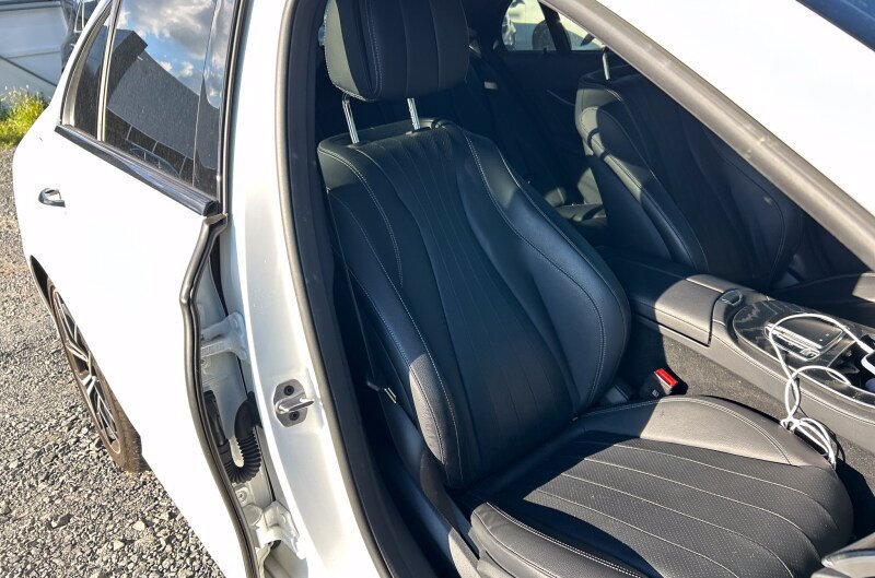 Used 2023 Mercedes-Benz E 350 4MATIC Sedan image 14
