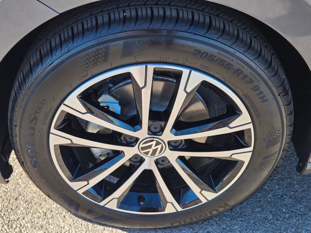 Certified 2025 Volkswagen Jetta Sport image 7