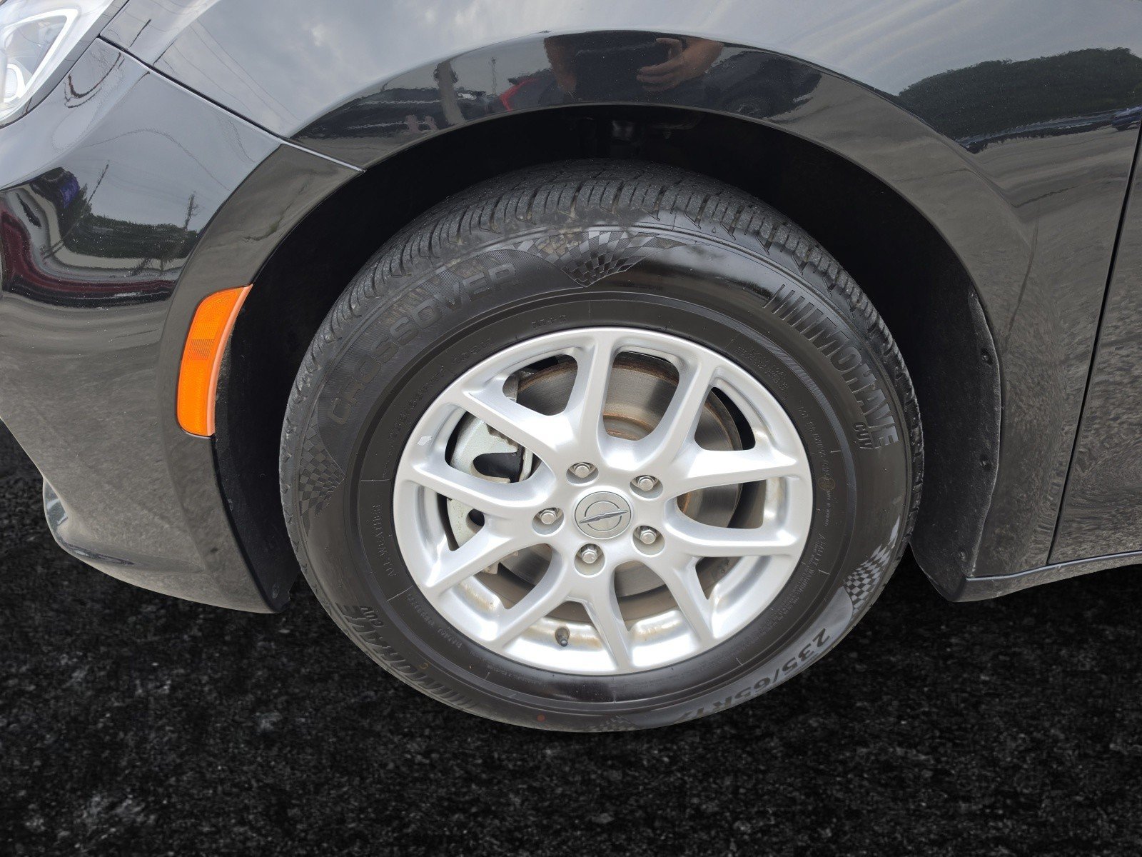 Used 2023 Chrysler Pacifica Touring-L FWD image 31