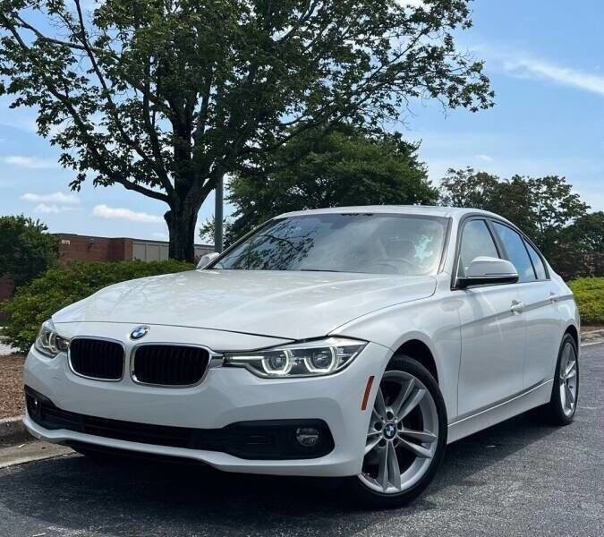 Used 2018 BMW 320i Sedan RWD image 1