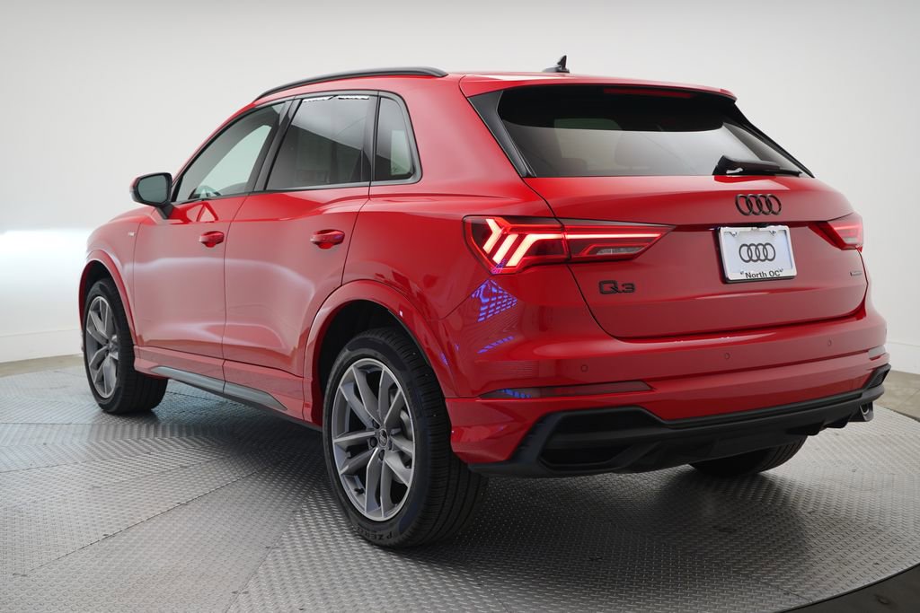 Used 2023 Audi Q3 2.0T Premium Plus w/ Premium Plus Package AWD/4WD image 3