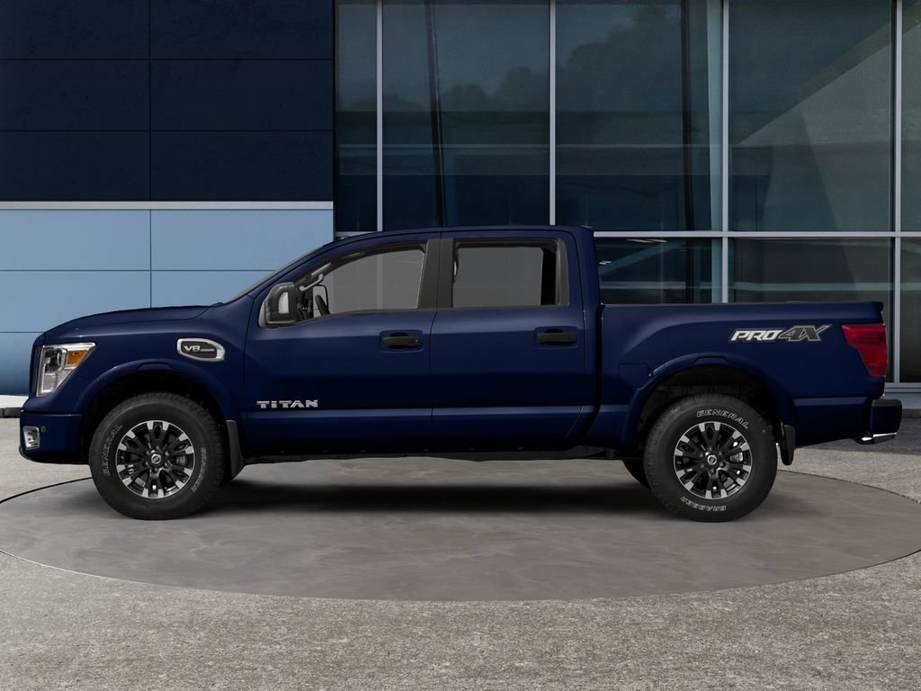 Used 2017 Nissan Titan PRO-4X w/ Pro-4x Convenience Package AWD/4WD image 3