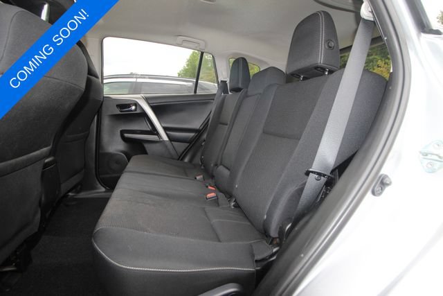 Used 2018 Toyota RAV4 XLE w/ Plus Extra Value Package FWD image 4