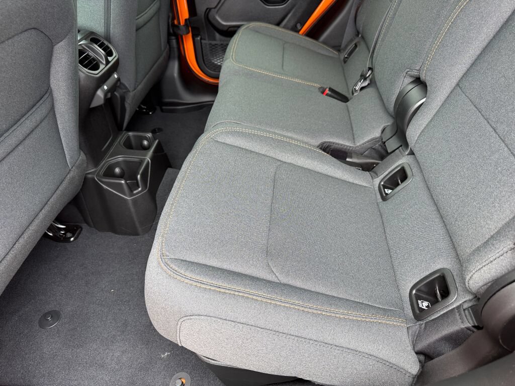 New 2026 Jeep Gladiator Sport AWD/4WD image 10
