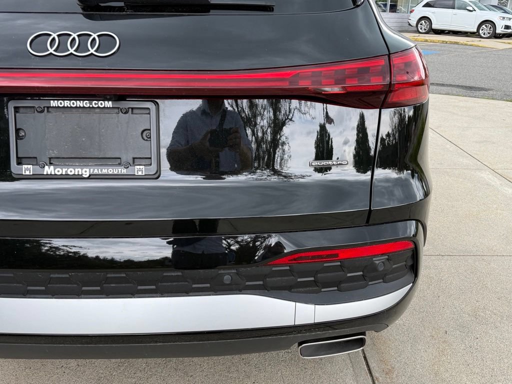 Used 2025 Audi Q5 Premium w/ Convenience Package AWD/4WD image 14