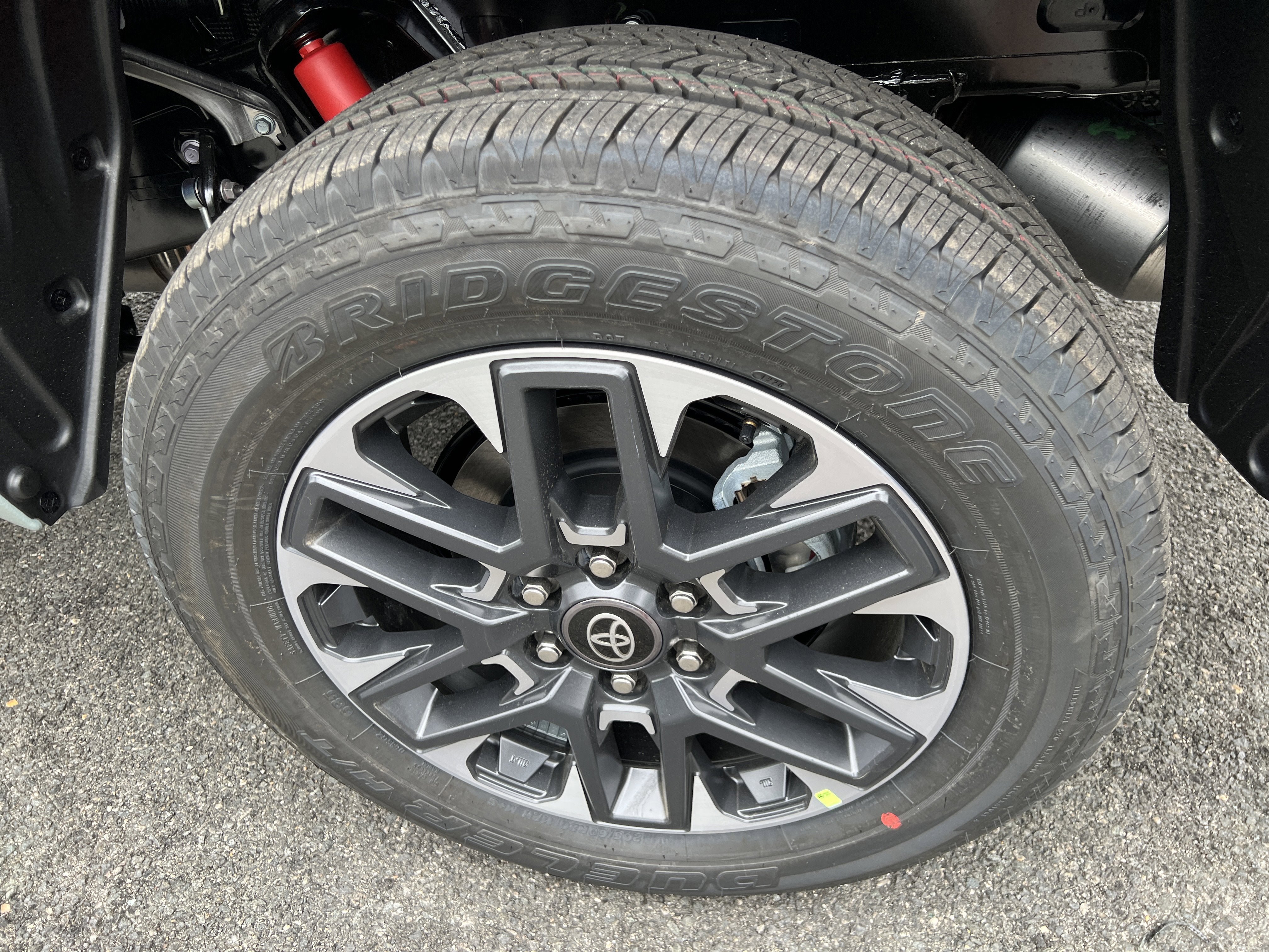 New 2026 Toyota Tundra Limited AWD/4WD image 7