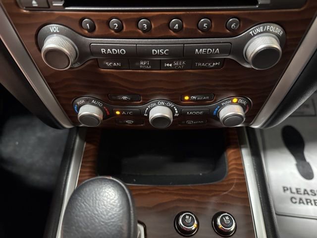 Used 2018 Nissan Pathfinder Platinum AWD/4WD image 11