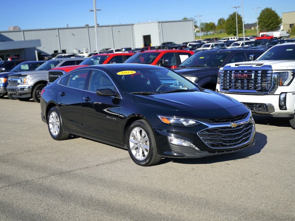 Used 2023 Chevrolet Malibu LT image 3