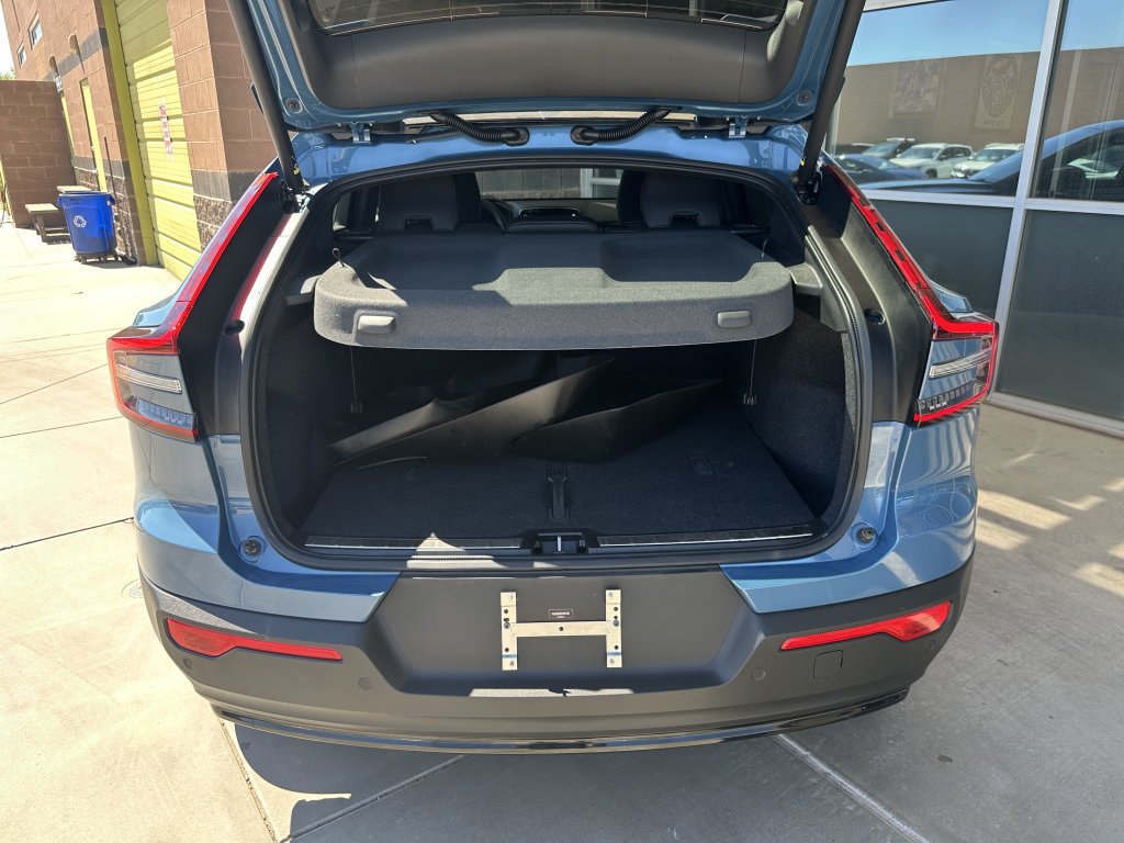 Used 2023 Volvo C40 P8 Recharge Ultimate AWD/4WD image 34