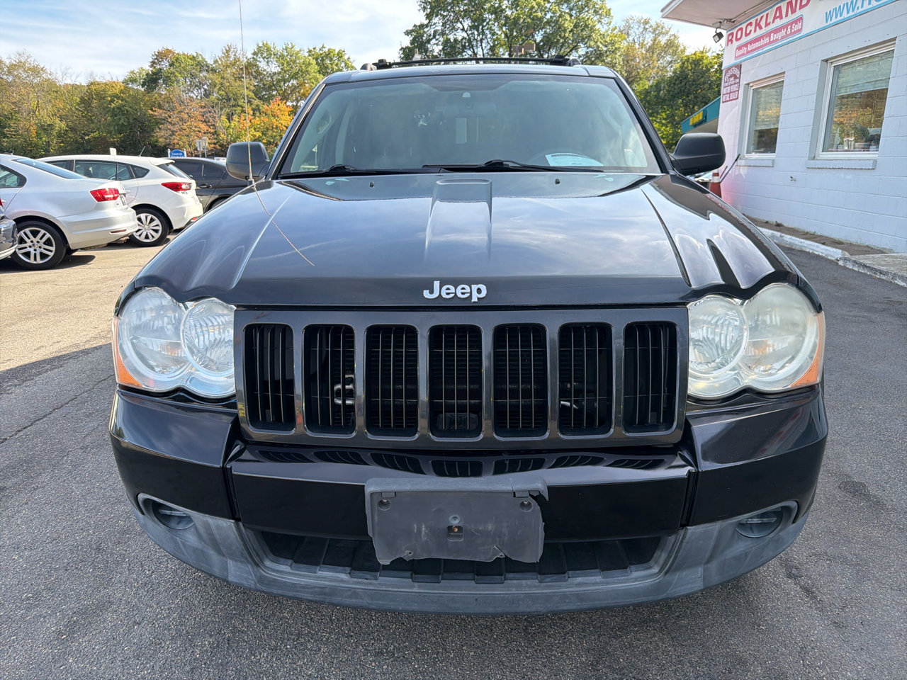 Used 2009 Jeep Grand Cherokee Laredo image 2