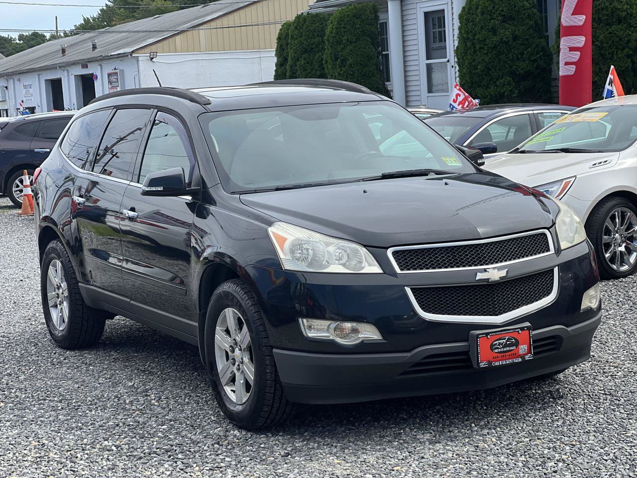 Used 2010 Chevrolet Traverse LT w/ Personal Connectivity Package FWD image 1