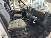 Used 2024 RAM ProMaster 2500 FWD image 13