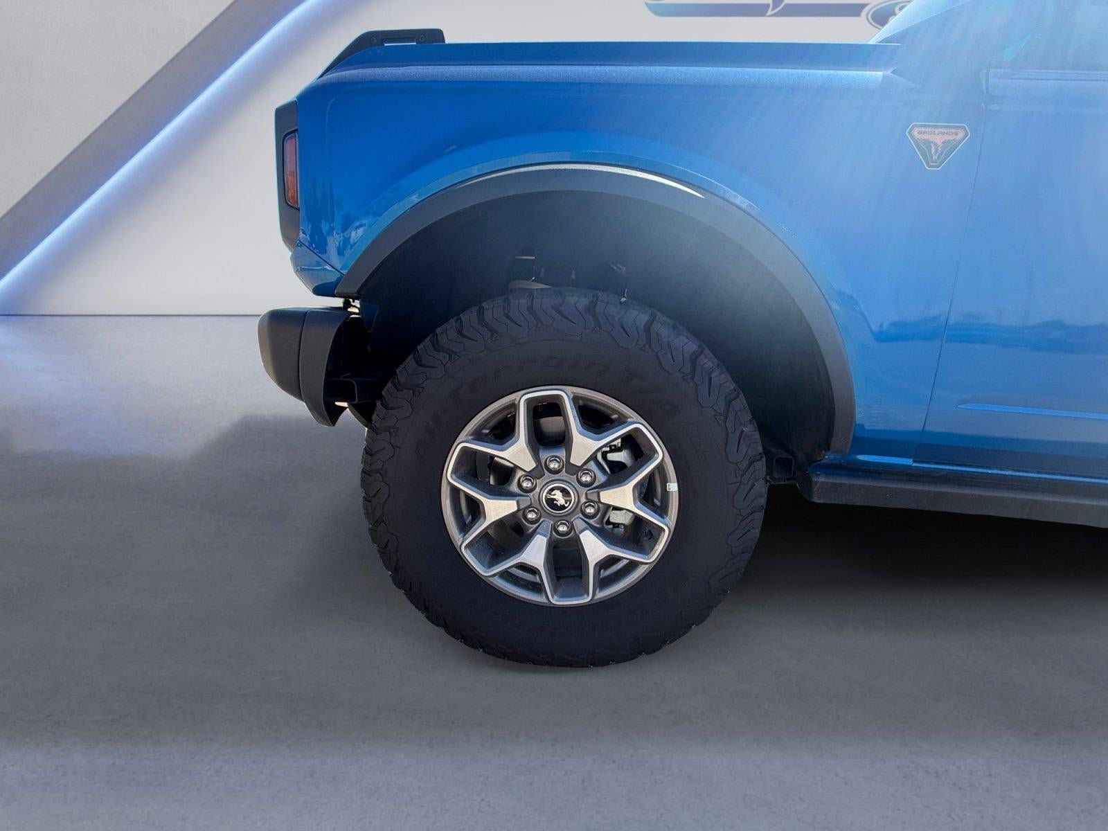 Used 2025 Ford Bronco Badlands AWD/4WD image 18