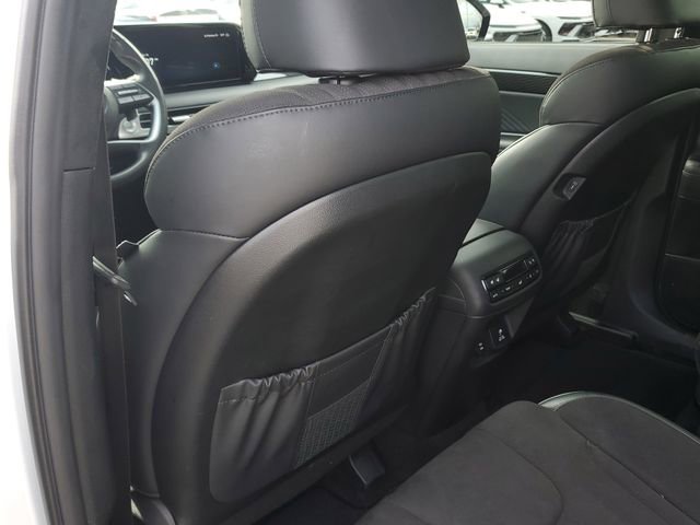 Used 2024 Hyundai Palisade Calligraphy image 14