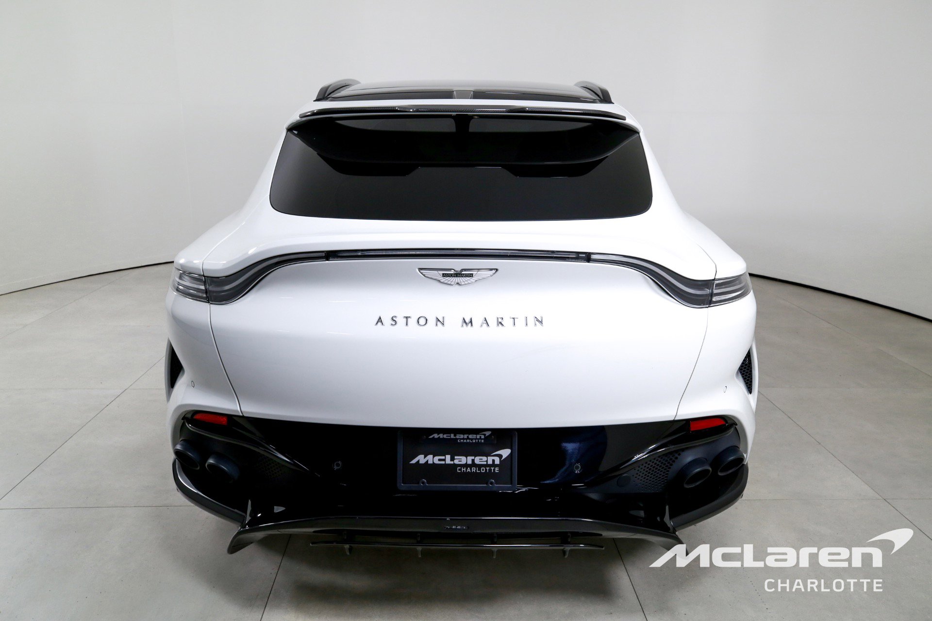 Used 2023 Aston Martin DBX 707 image 7