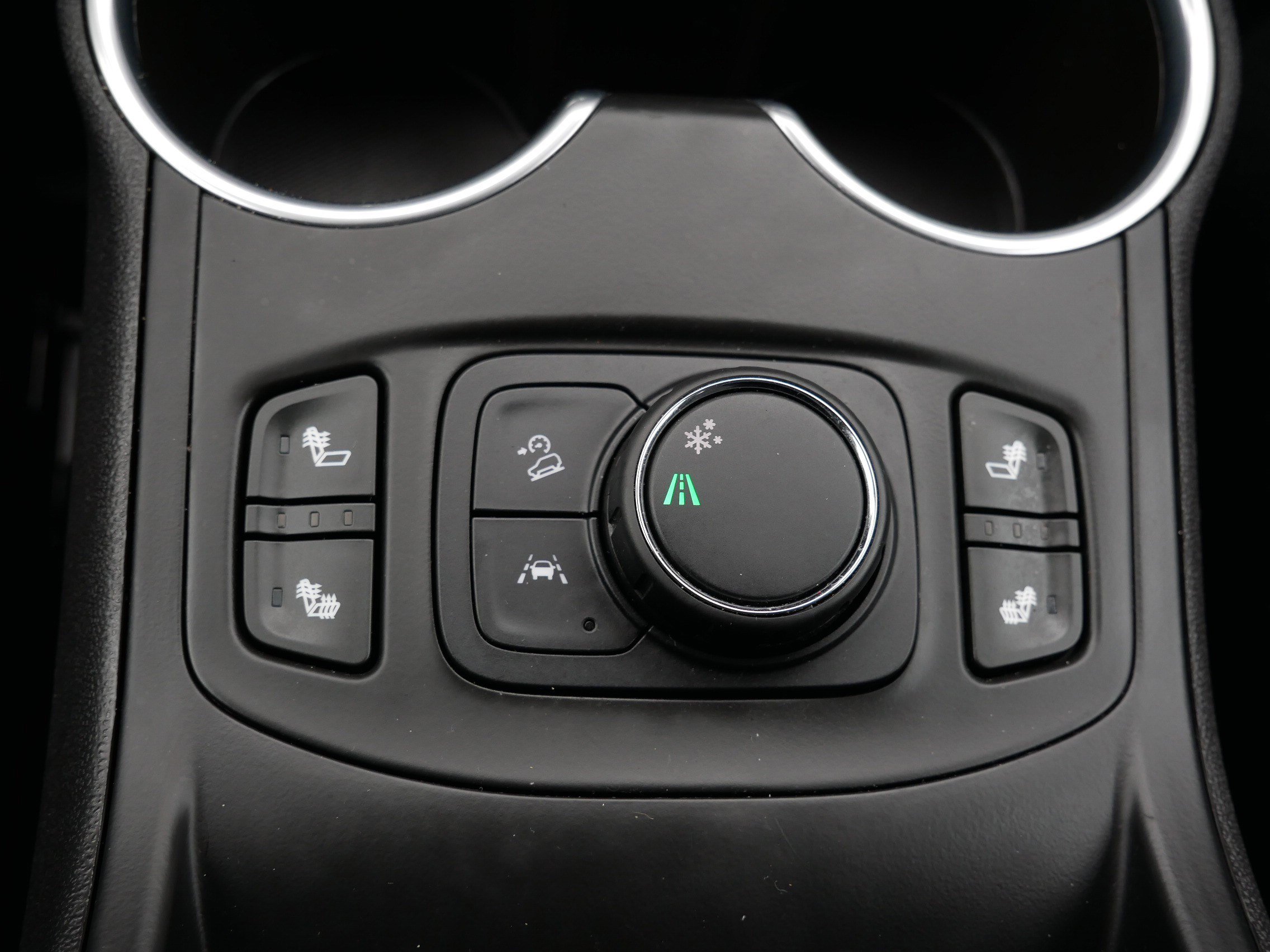 Used 2020 GMC Terrain SLE w/ Driver Convenience Package image 30