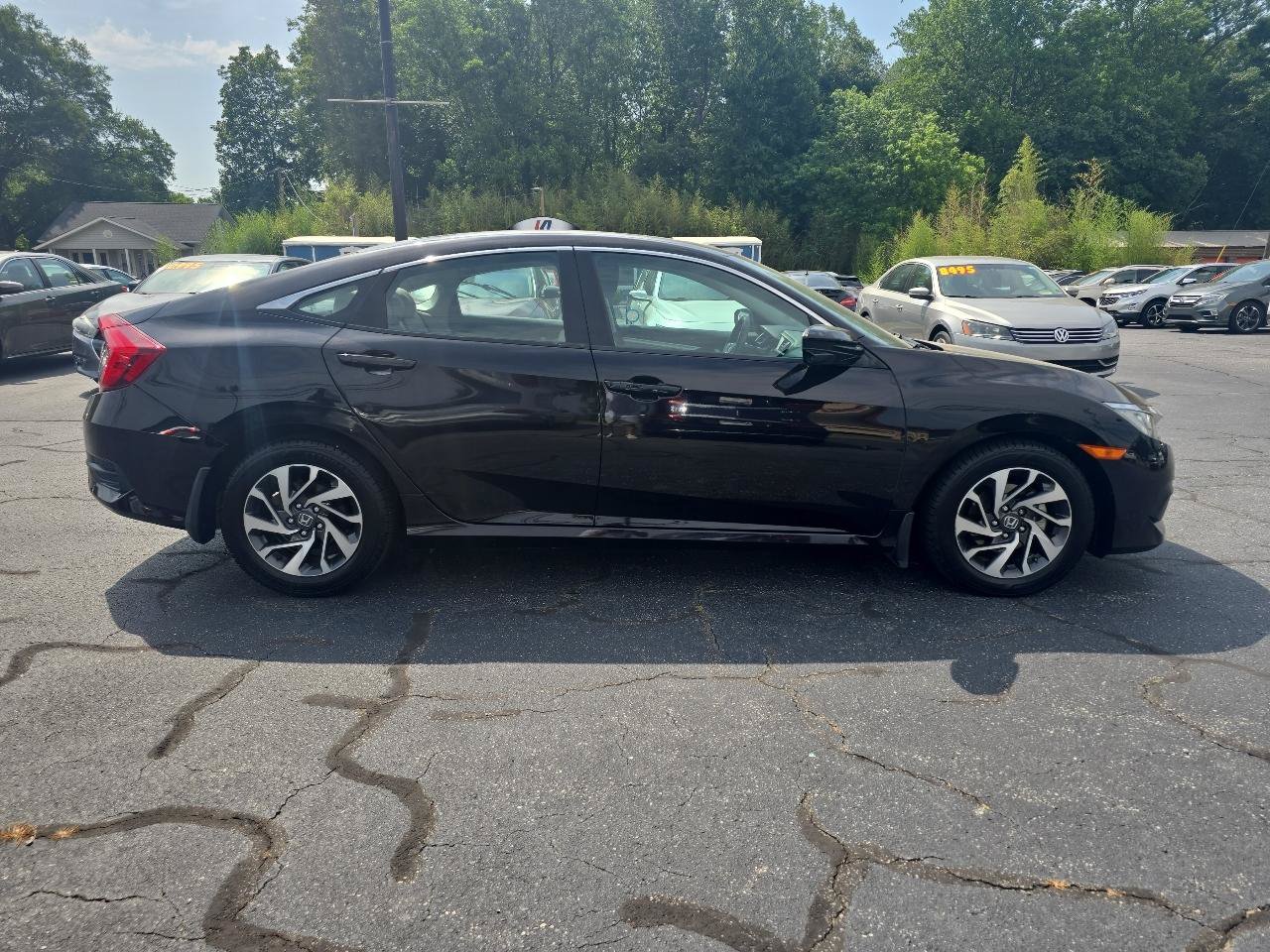 Used 2016 Honda Civic EX image 4
