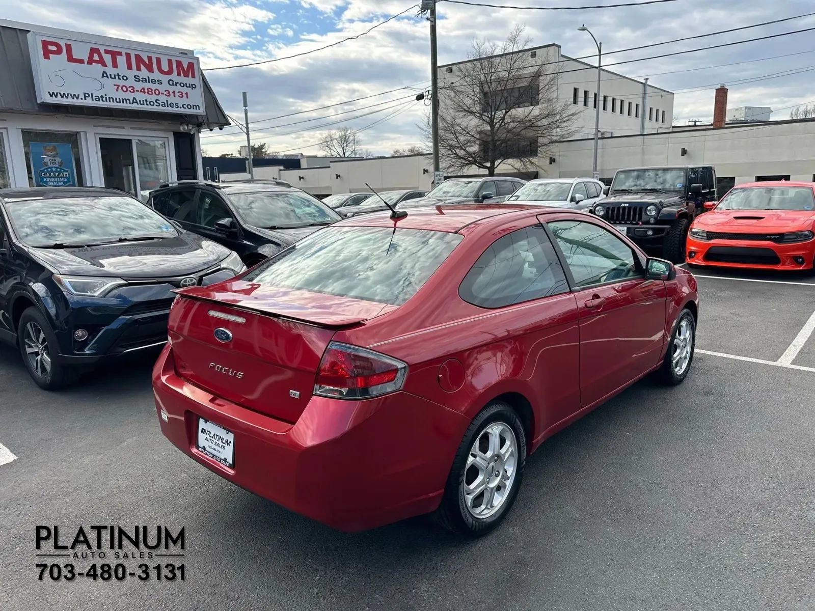 Used 2010 Ford Focus SE image 5