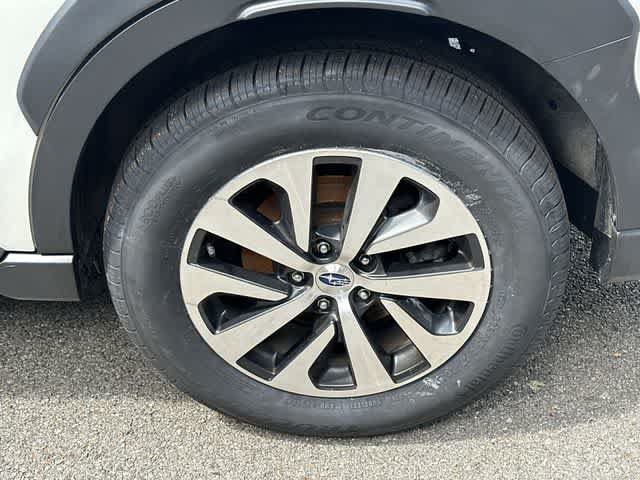 Certified 2024 Subaru Outback Premium AWD/4WD image 5