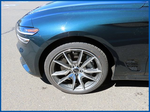 Used 2025 Genesis G70 2.5T AWD/4WD image 4