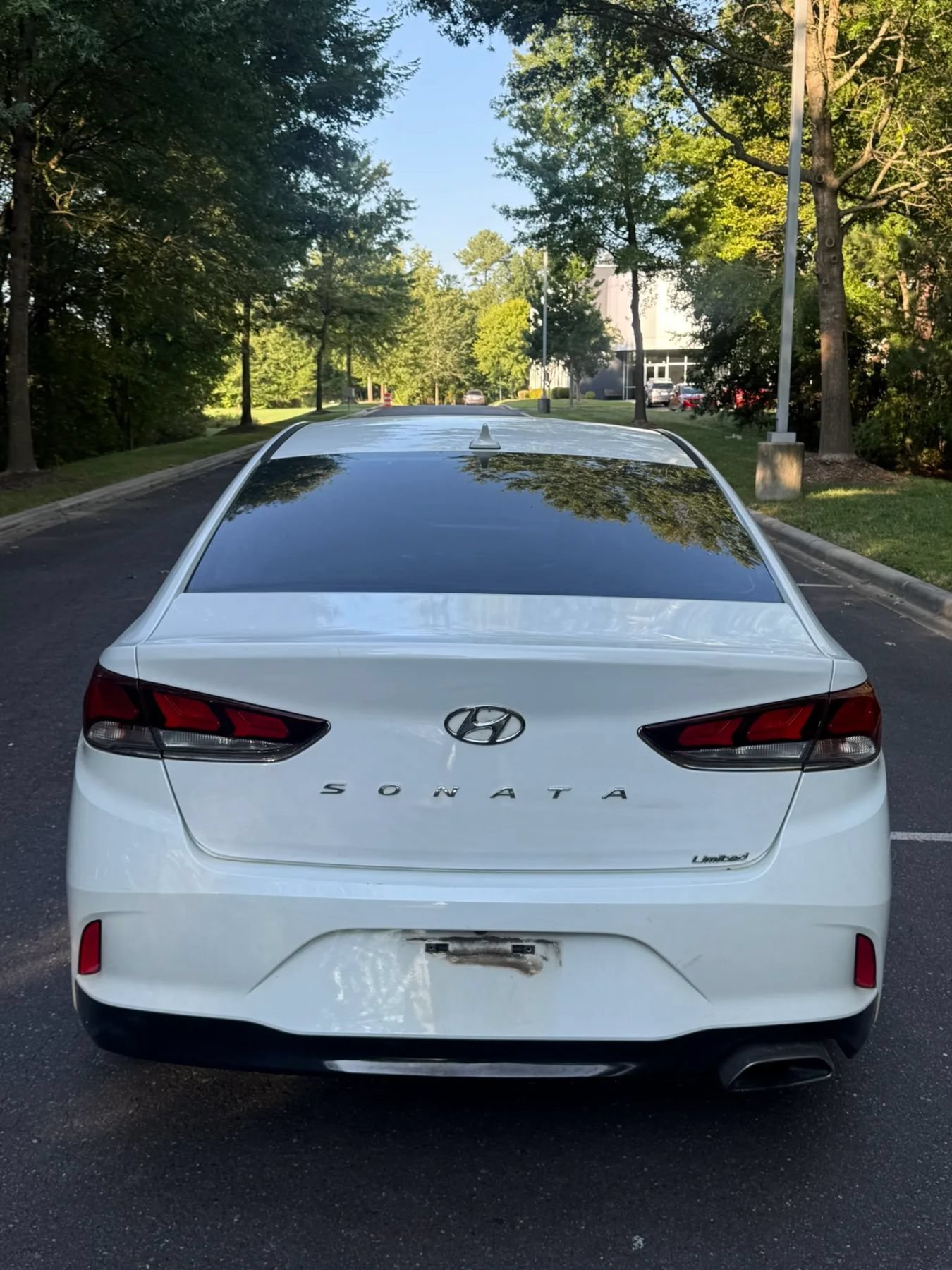 Used 2018 Hyundai Sonata Limited FWD image 5