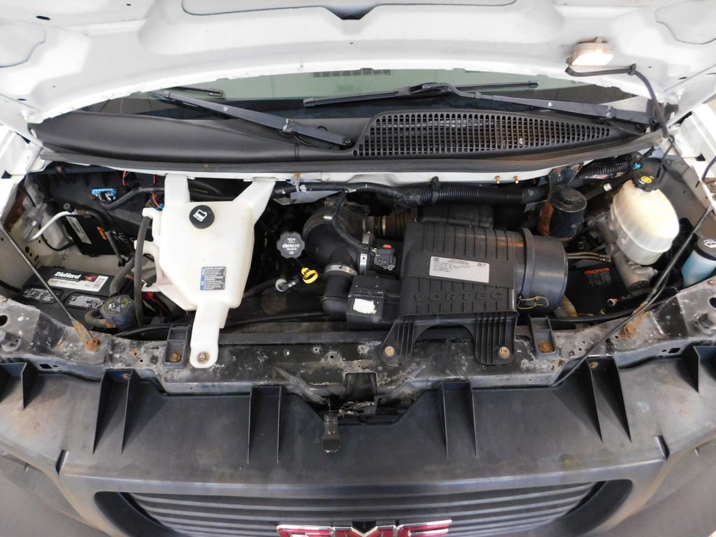 Used 2017 GMC Savana 2500 RWD image 13