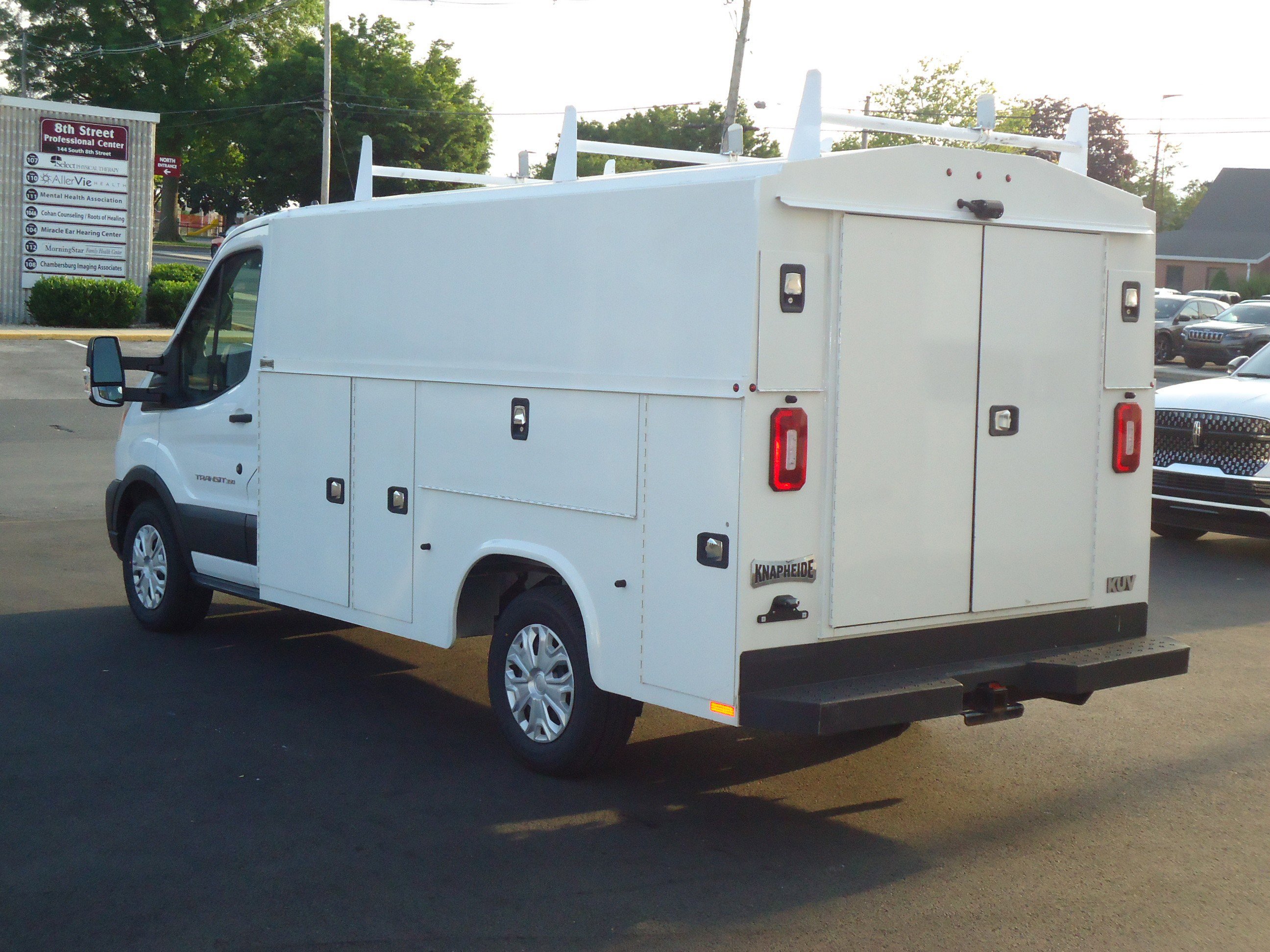 Used 2022 Ford Transit 350 w/ Interior Upgrade Package RWD image 5