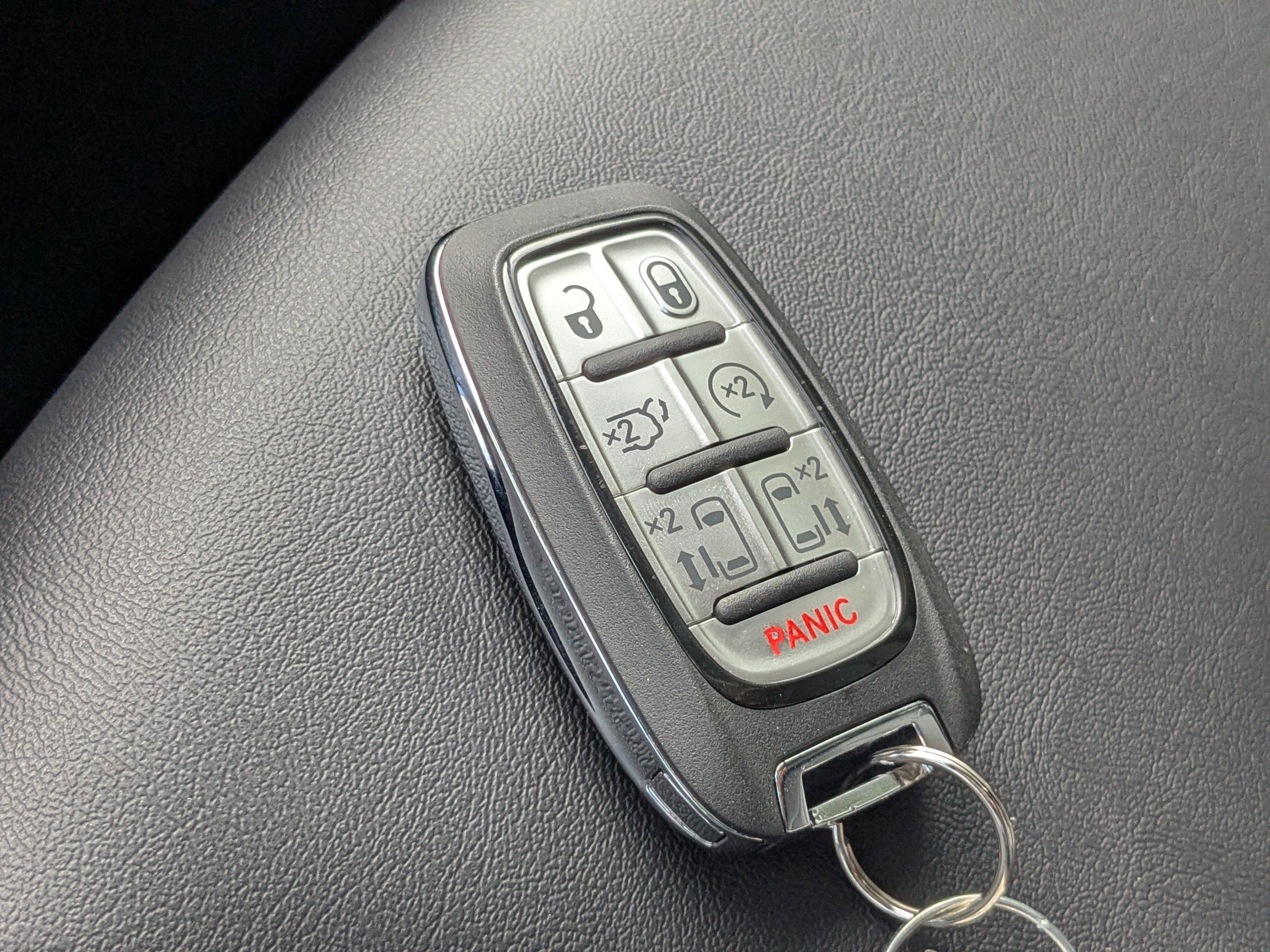 New 2026 Chrysler Pacifica Select image 28