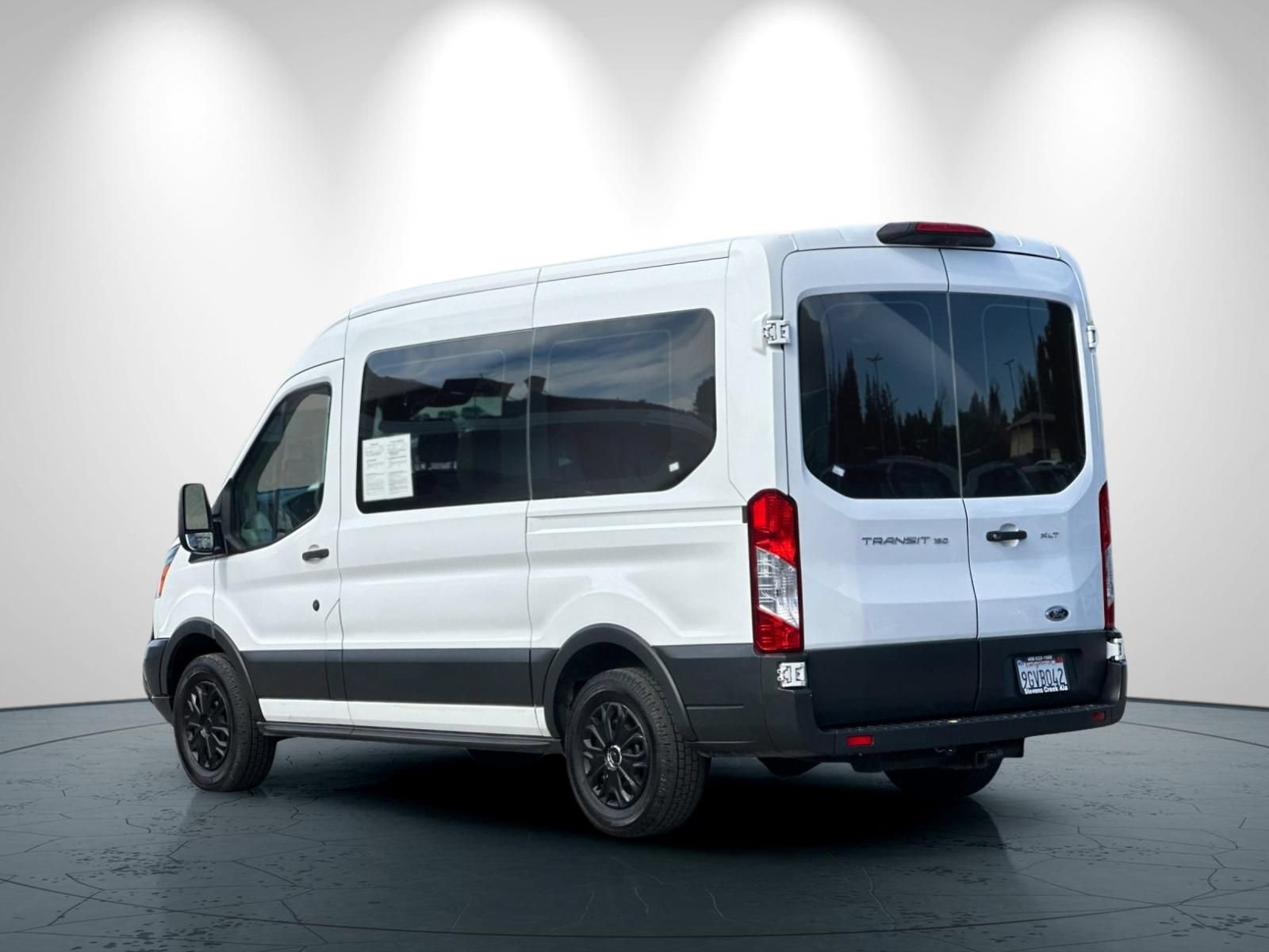Used 2018 Ford Transit 150 XLT RWD image 6