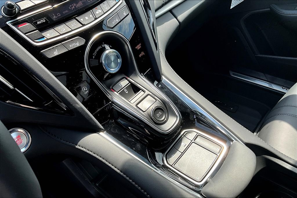 Used 2024 Acura RDX SH-AWD image 11