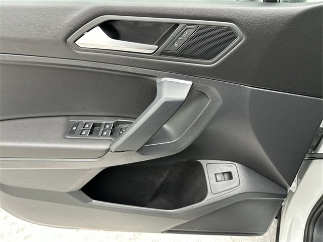 Used 2019 Volkswagen Tiguan SEL image 13
