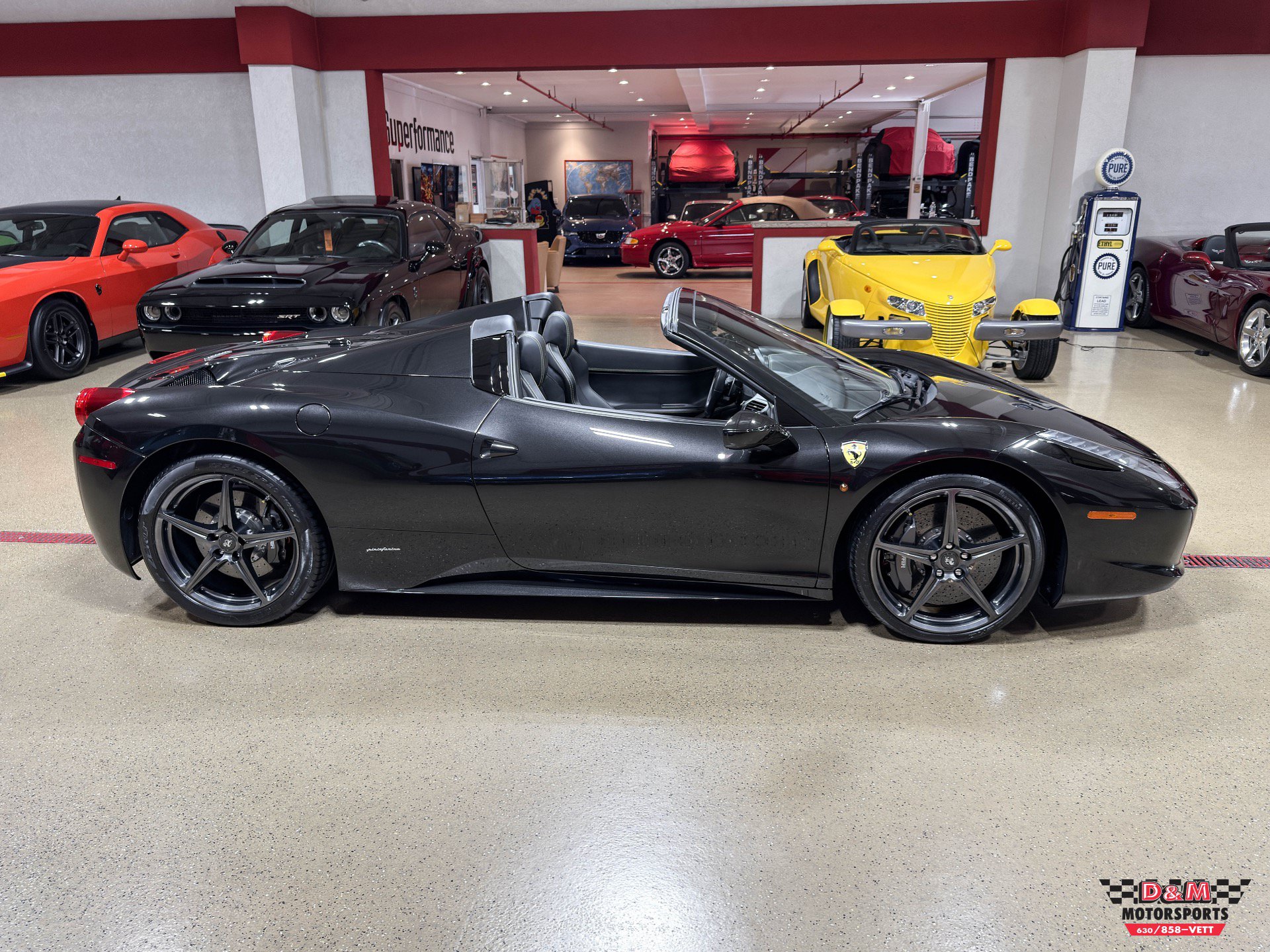 Used 2013 Ferrari 458 Spider RWD image 8