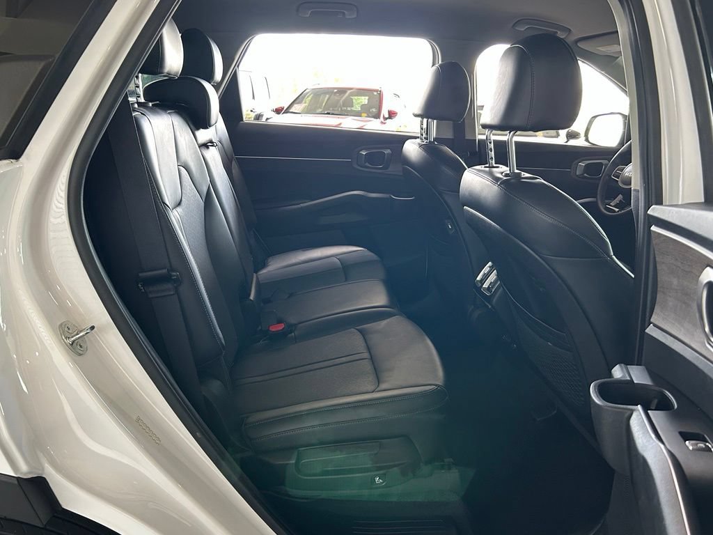 Used 2023 Kia Sorento S AWD/4WD image 39