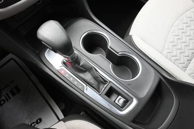 Used 2022 Chevrolet Equinox LS FWD image 38