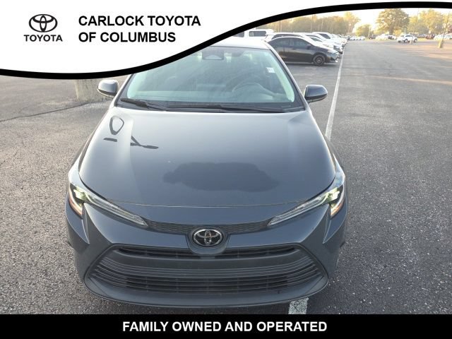 Used 2023 Toyota Corolla LE FWD image 5