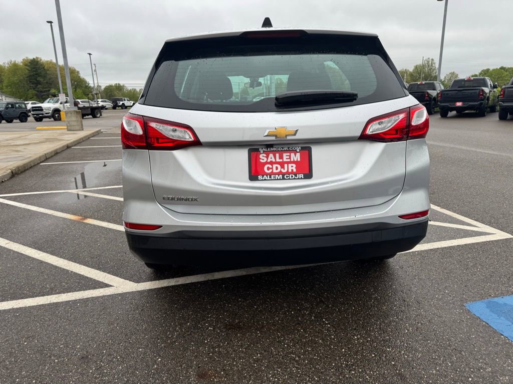 Used 2020 Chevrolet Equinox LS FWD image 8