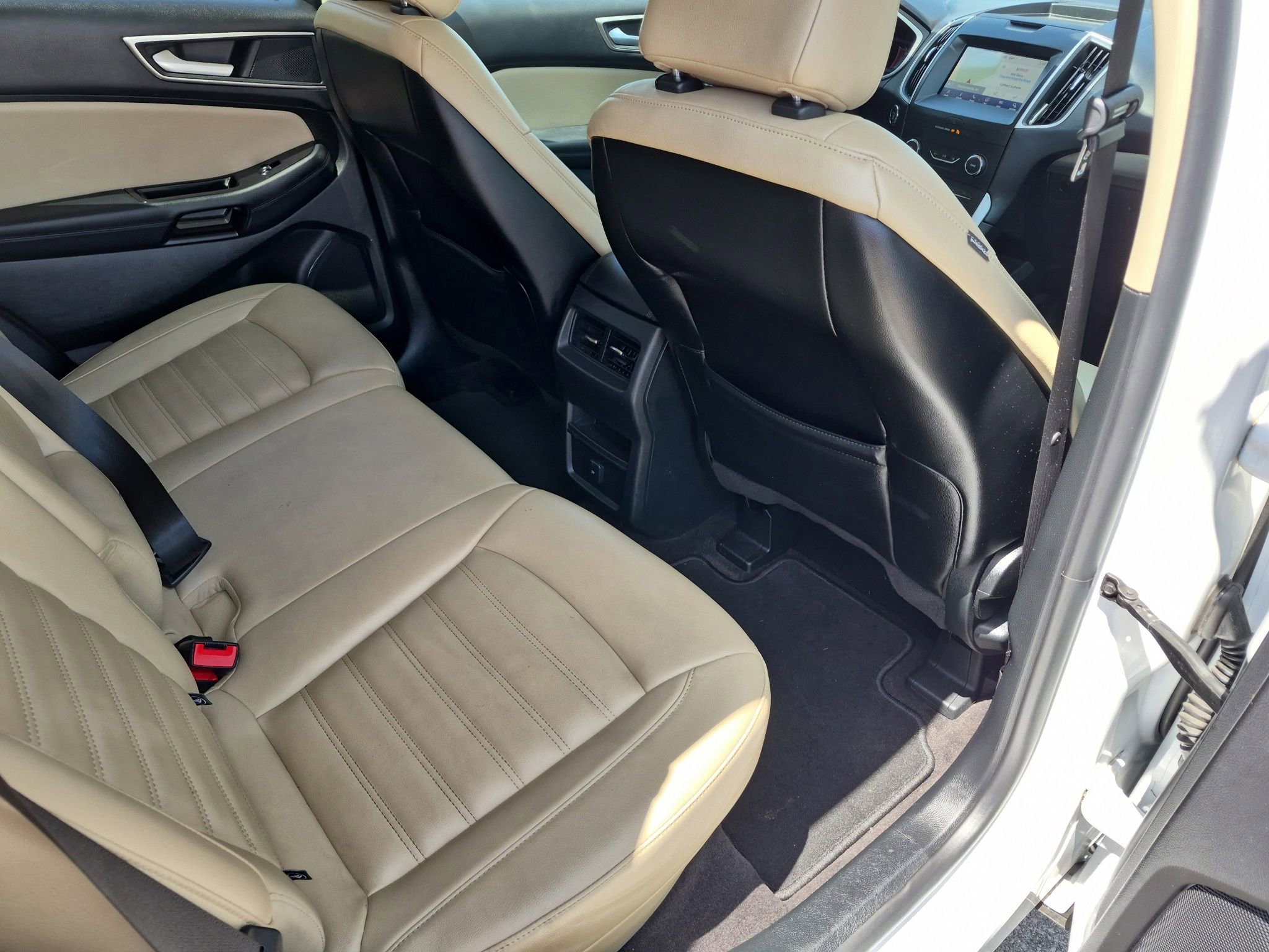 Used 2020 Ford Edge SEL AWD/4WD image 26