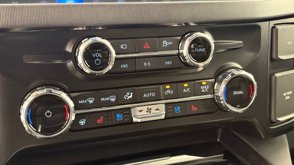 New 2026 Ford F450 Platinum w/ FX4 Off-Road Package AWD/4WD image 45