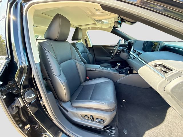 Used 2020 Lexus ES 300h w/ Premium Package FWD image 15