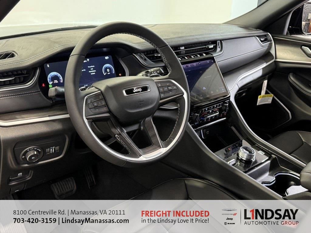 New 2025 Jeep Grand Cherokee L Limited w/ Luxury Tech Group II image 19